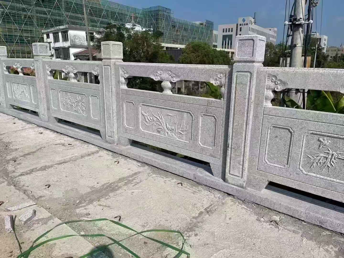 三明 芝麻白栏杆