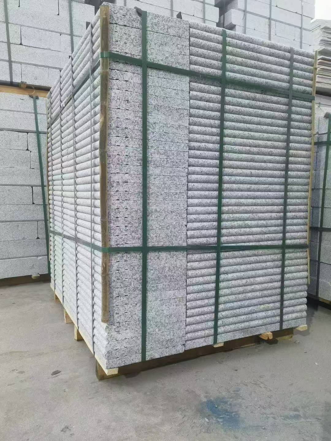 三明 芙蓉白3公分厚磨圆边、拉槽，楼梯踏步